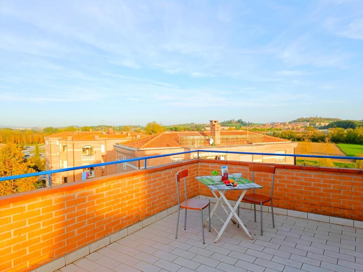 Siena Appartamento Con Splendido Terrazzo Presciano Exterior photo